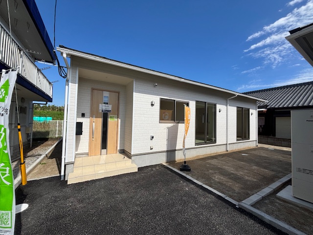 ☆大字熊野4-1号棟　1,988万円　平家☆